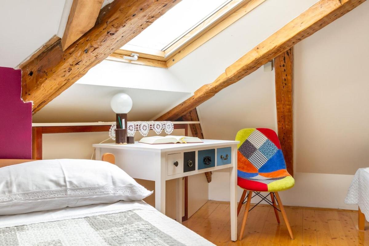 Dream Old&new Sunny Delight Apartment Split