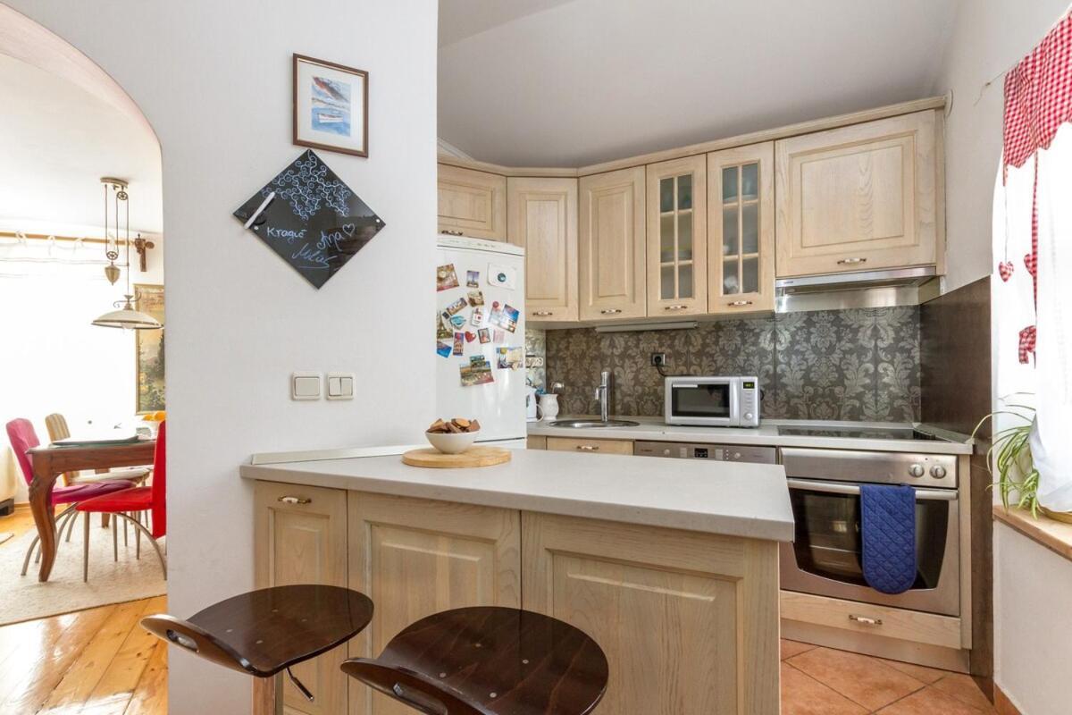 Apartment Dream Old&new Sunny Delight Split